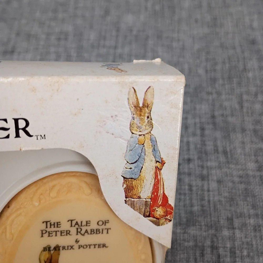 NOS 1988 Beatrix Potter Peter Rabbit Ceramic Soap Dish & Soap Gift Set Boxed